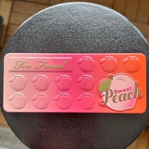 Too Faced Sweet Peach Face Palette